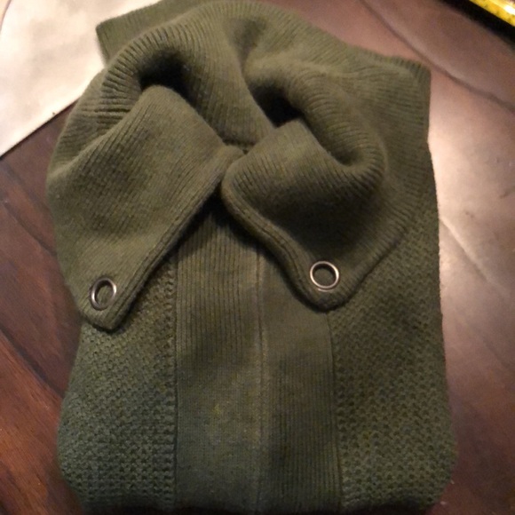 🌿Amber Sun Zippered wide collared long sleeved cardigan - Picture 3 of 12